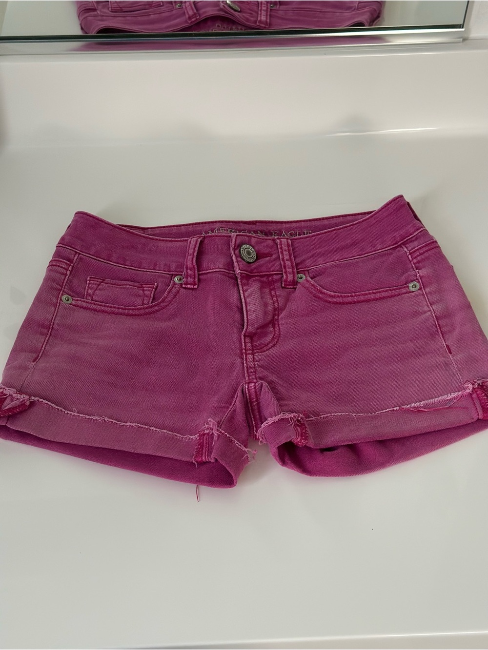 🍭Vintage American Eagle Hot Pink Denim Roll-Cuff Shorts. Size 00 - Picture 2 of 8